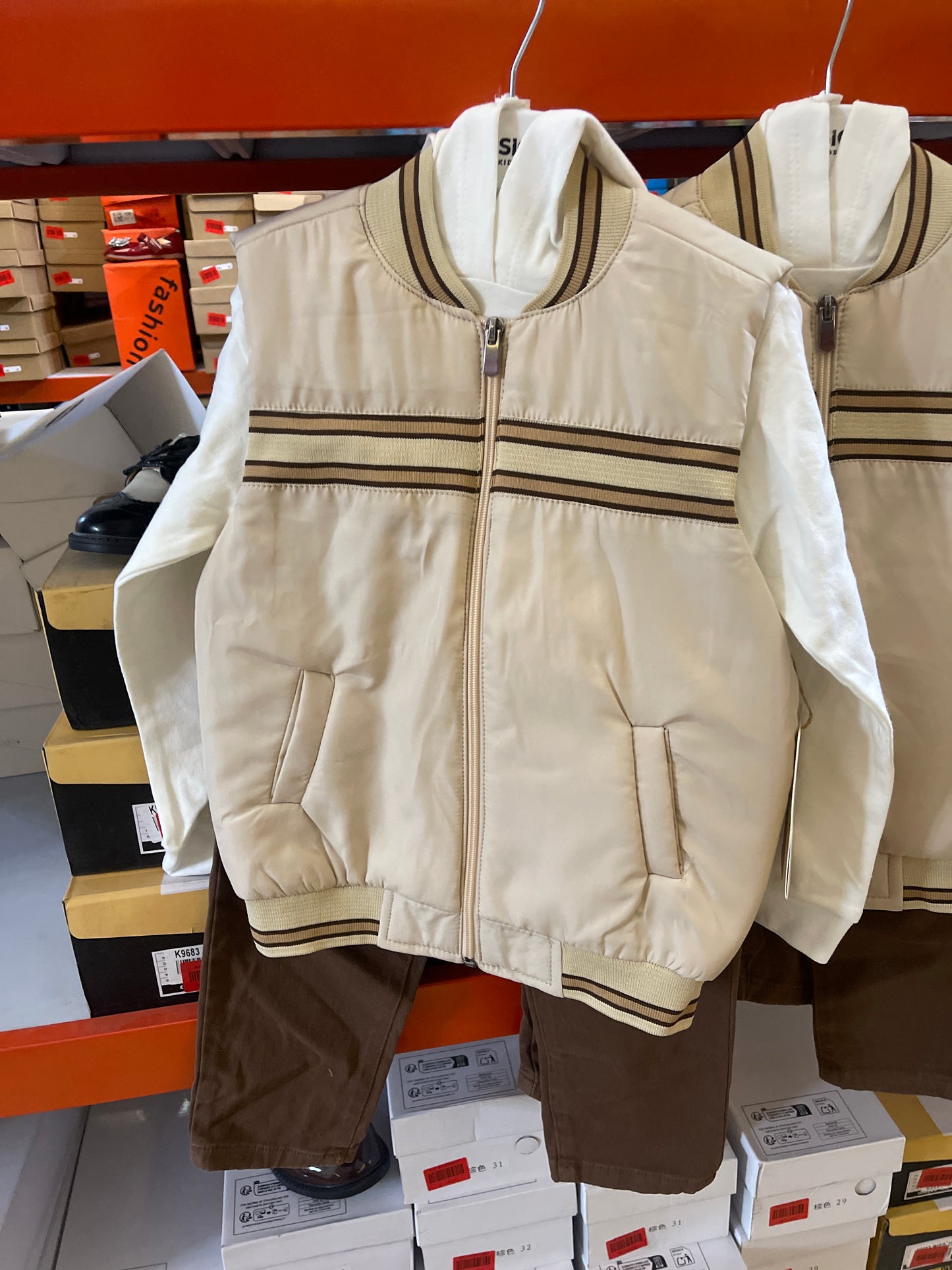 طقم ولادي ثلاث قطع