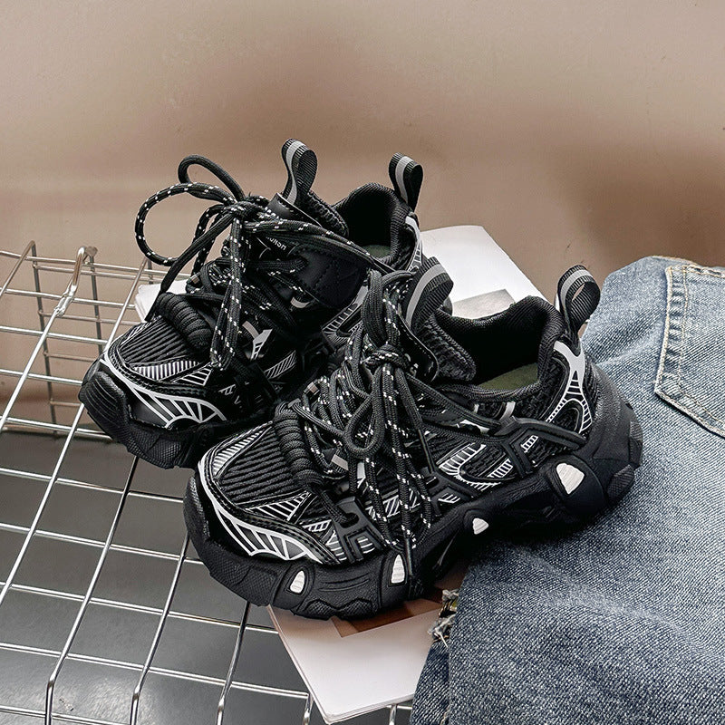 ترينشوز بلنسياكا لونين