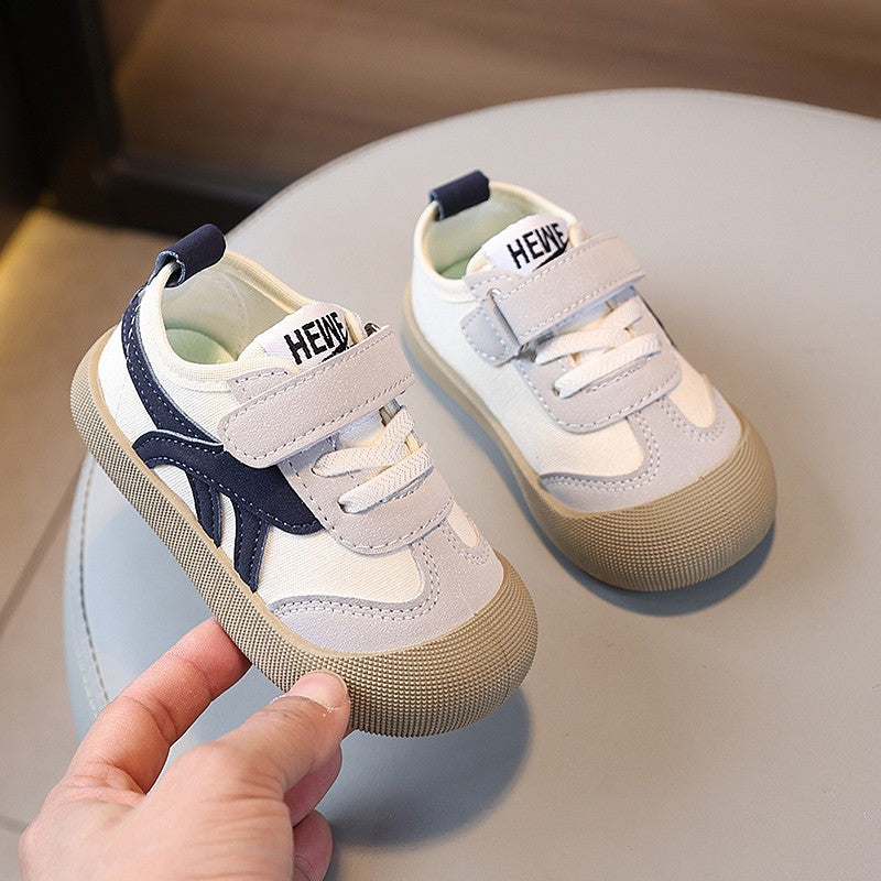 ترينشوز ابيض