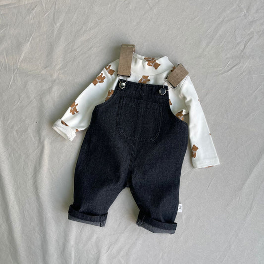 اوفر جينز اسود بدون تيشيرت