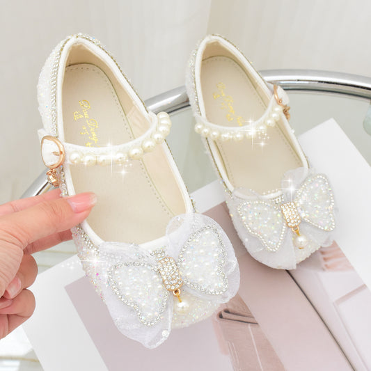 حذاء بناتي ابيض