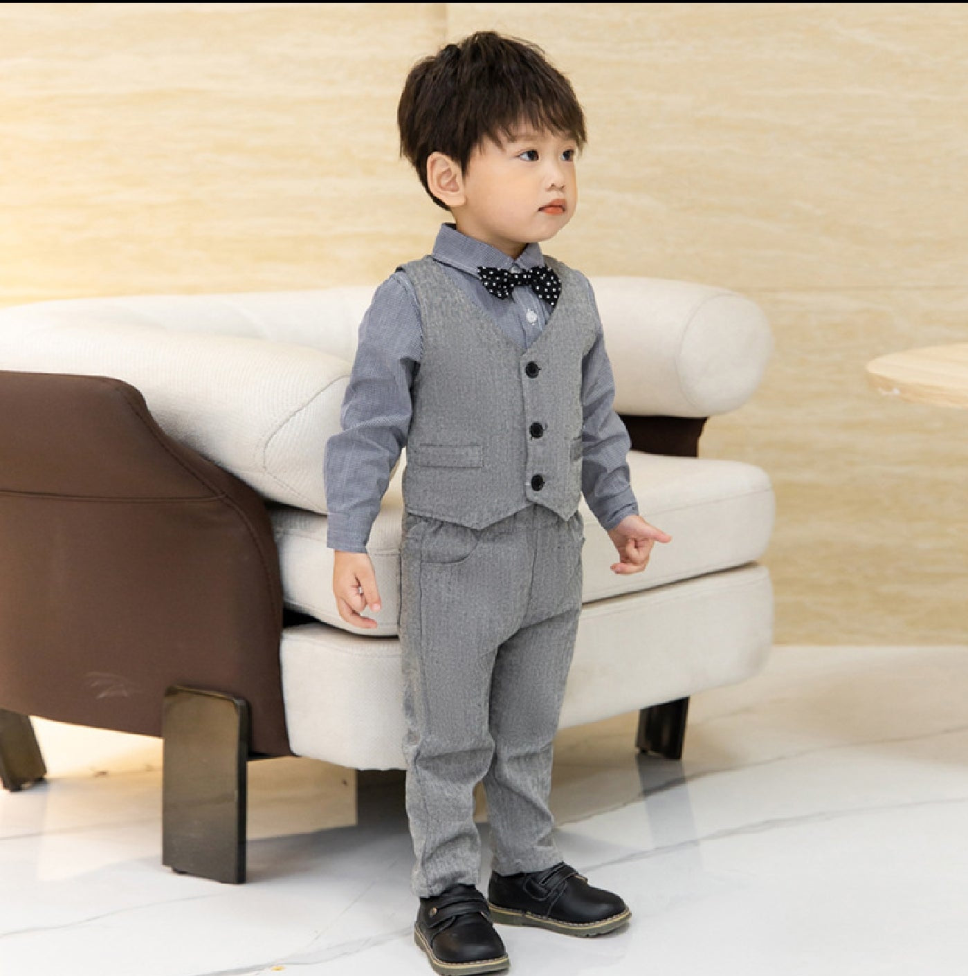 طقم ولادي رسمي