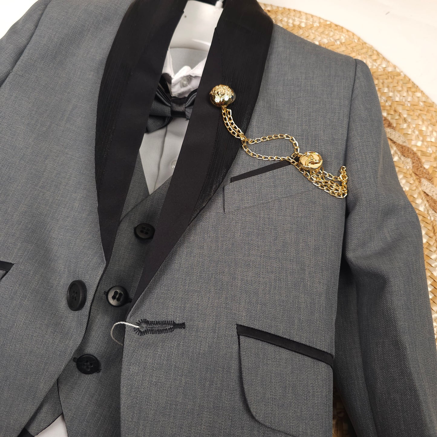 طقم رسمي مناسبات رصاصي